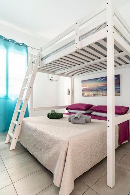 Casa Gioia Apartment Giardini Naxos Luaran gambar